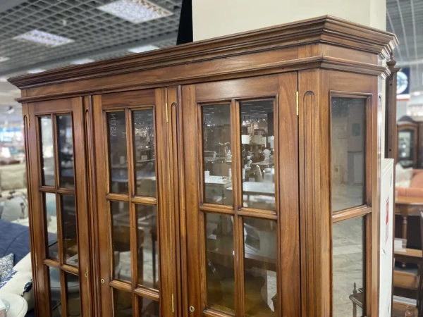 Шкаф для книг 3х дверный МИГ221 DCPBD3-M купить в интернет магазине Мебель из массива. Звоните +7 495 961-63-63 Мебель Индонезии